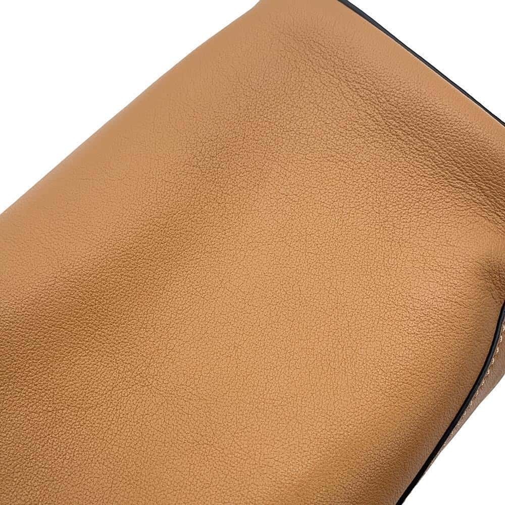 LOEWE Puzzle Hobo Leather Shoulder Bag - Picture 9 of 11